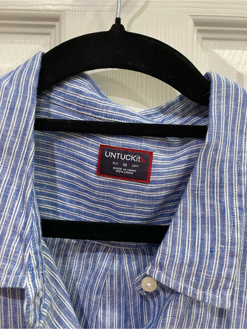 UNTUCKit Blue and White Striped Casual Button-Down Shirt